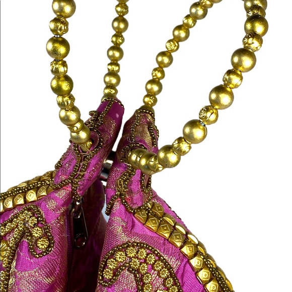 Unique “Fortune Cookie” handbag - Picture 3 of 4